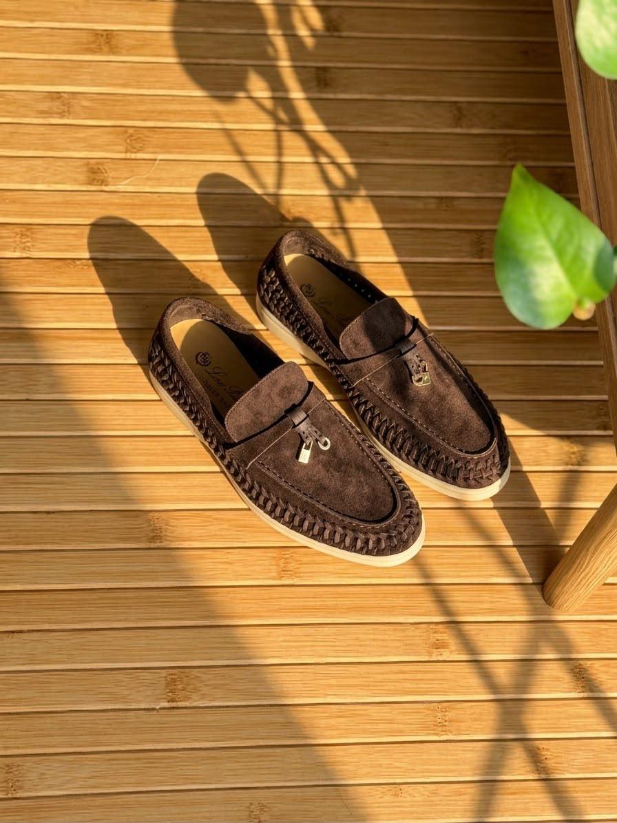 Ladies shoes
