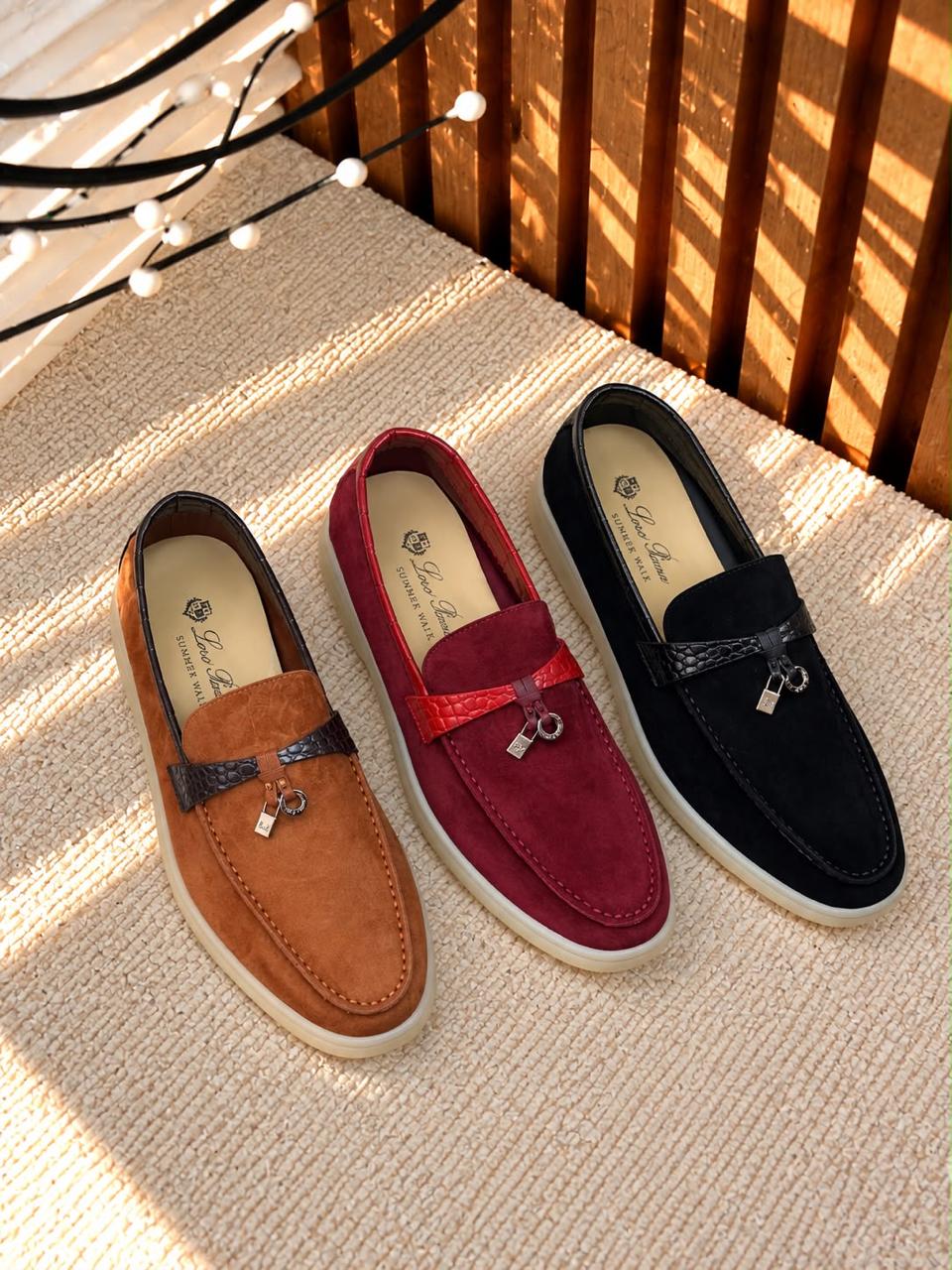 Ladies shoes
