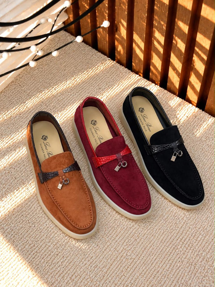 Ladies shoes