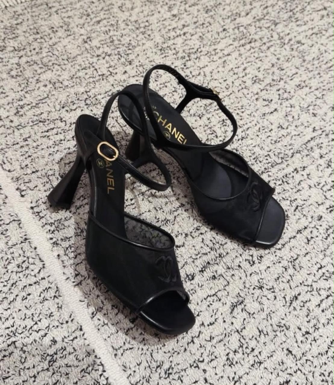 Ladies heels