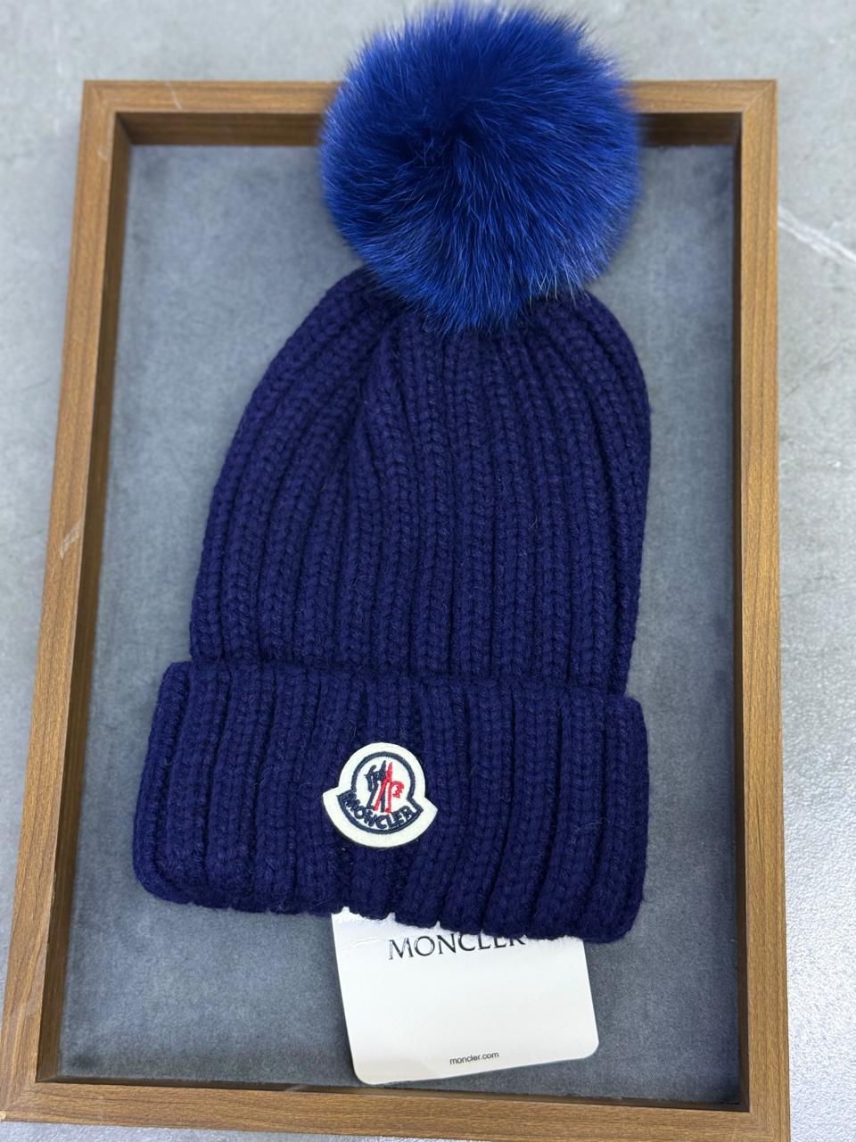 Ladies hats & caps