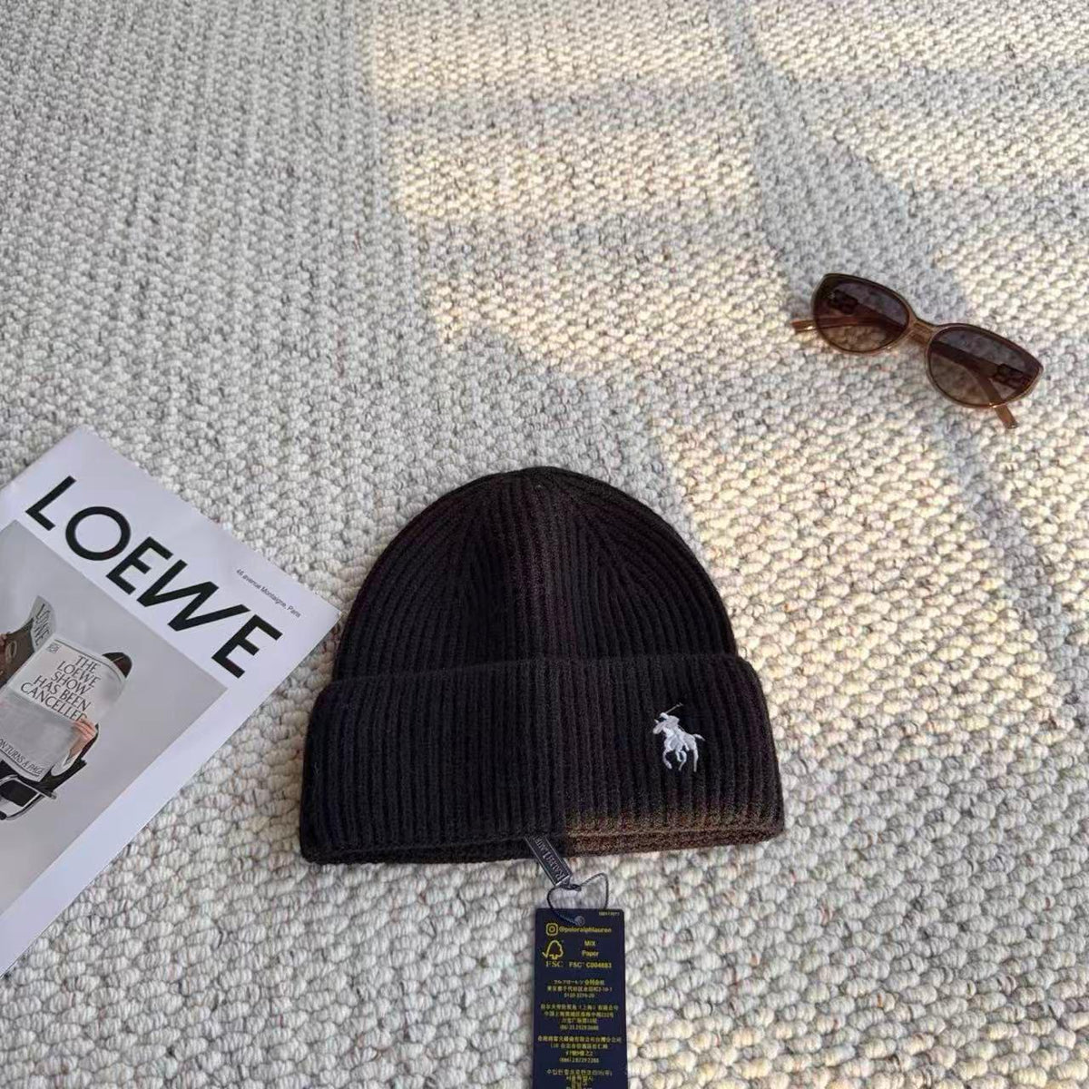 Ladies hats & caps