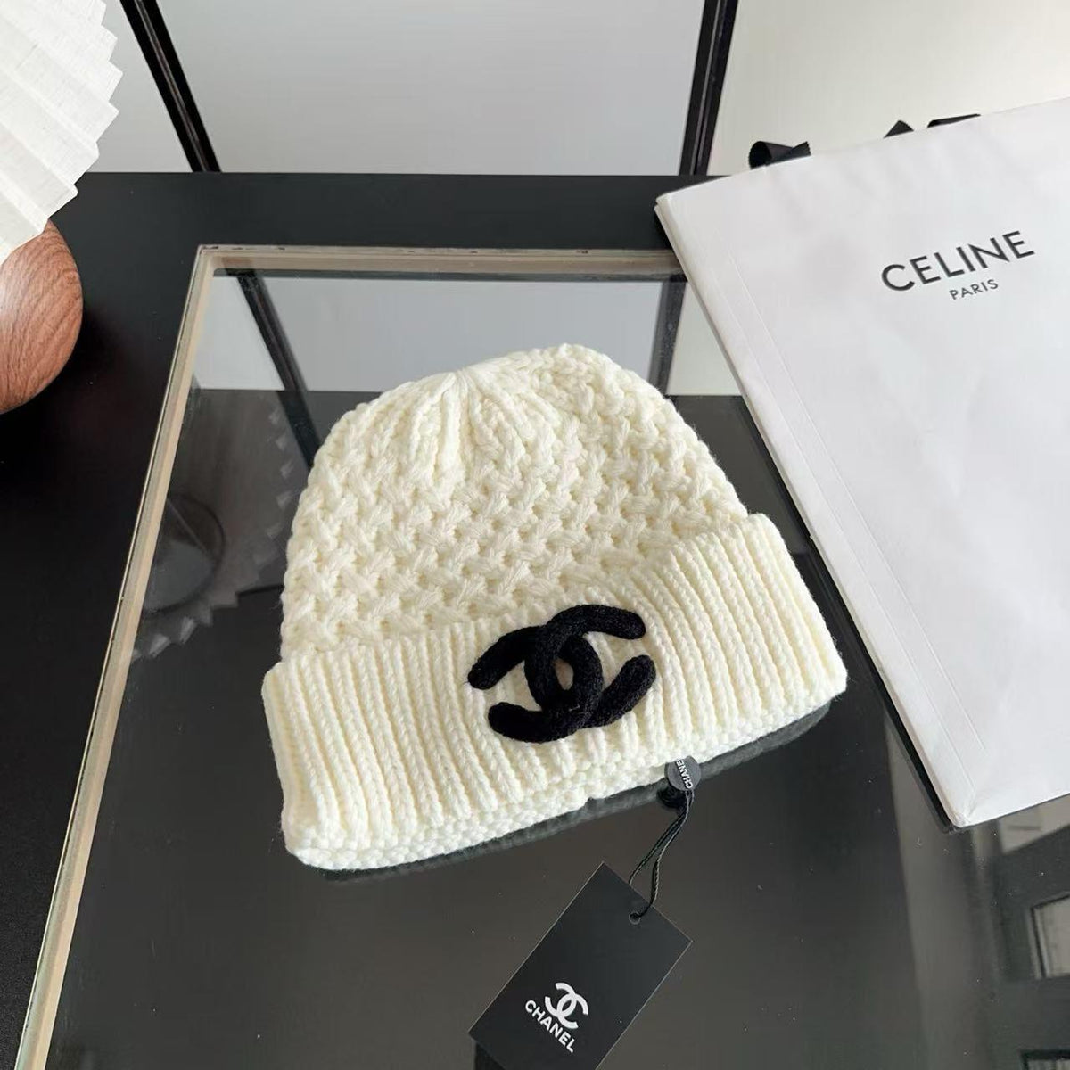 Ladies hats & caps