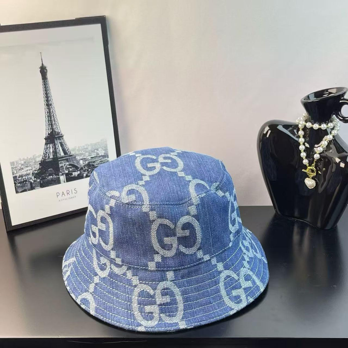 Ladies hats & caps