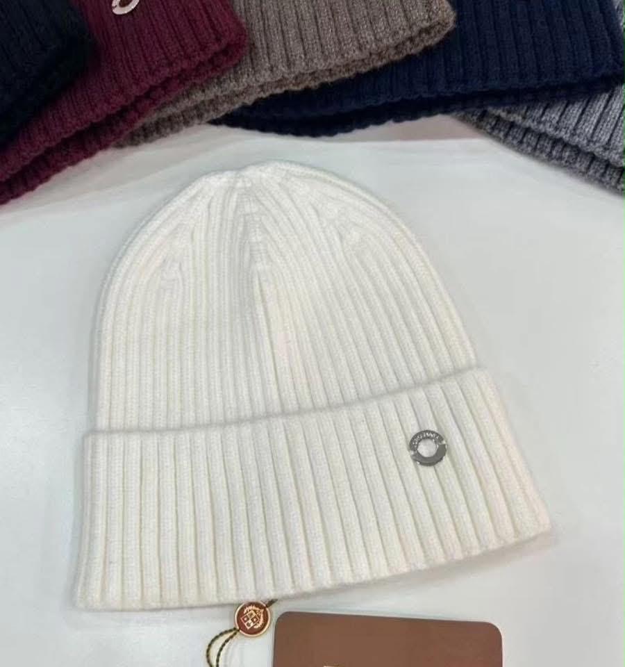 Ladies hats & caps