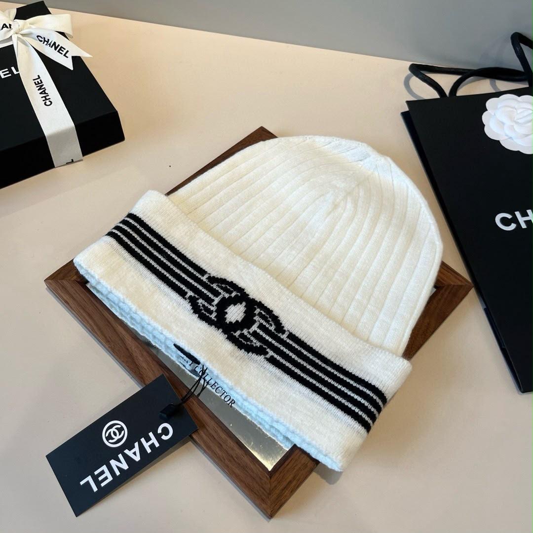 Ladies hats & caps