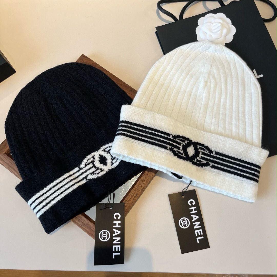 Ladies hats & caps