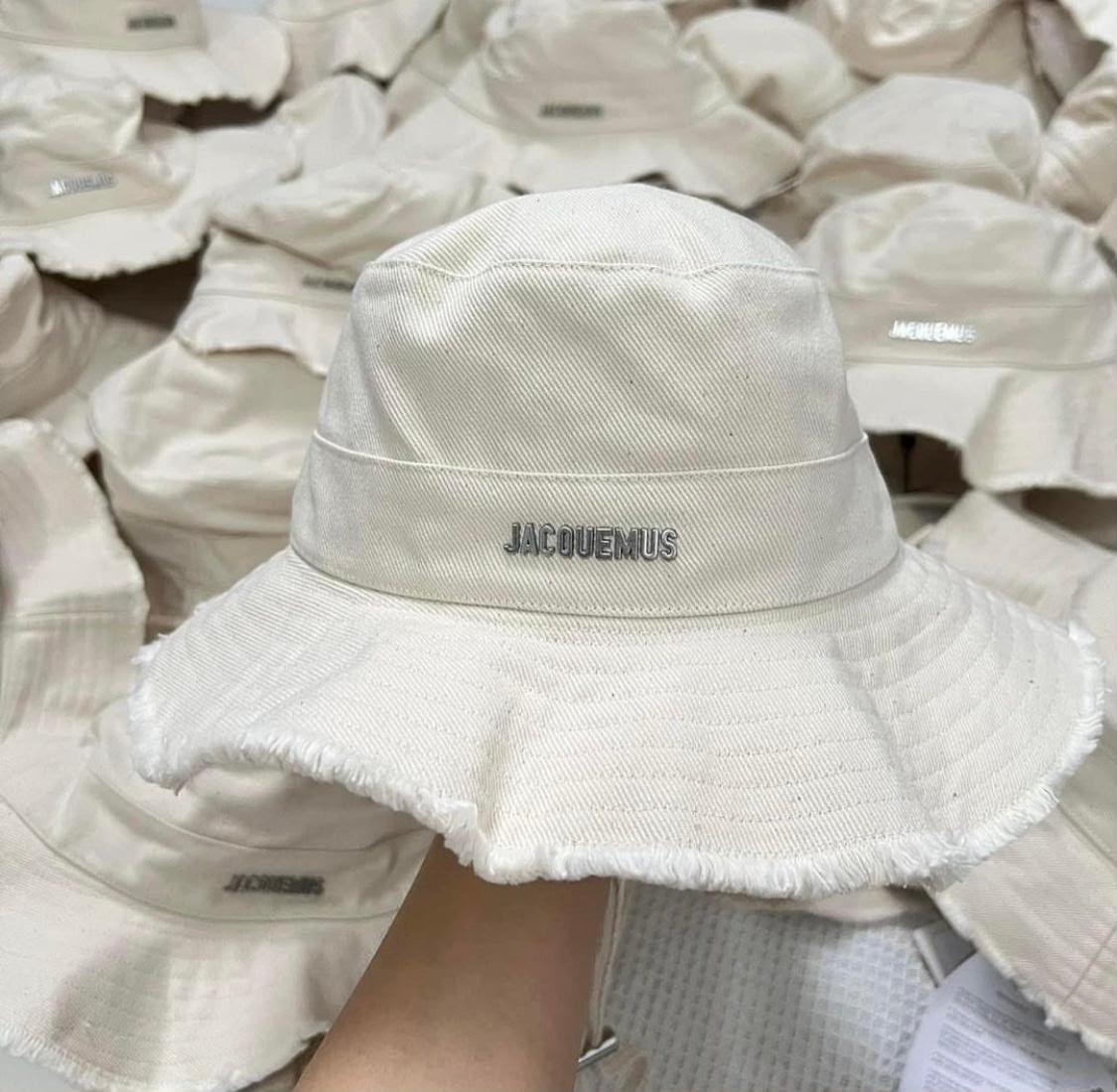 Ladies hats & caps