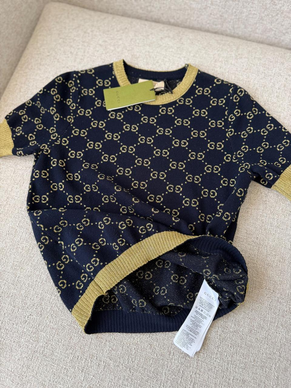 Ladies t-shirts & tops