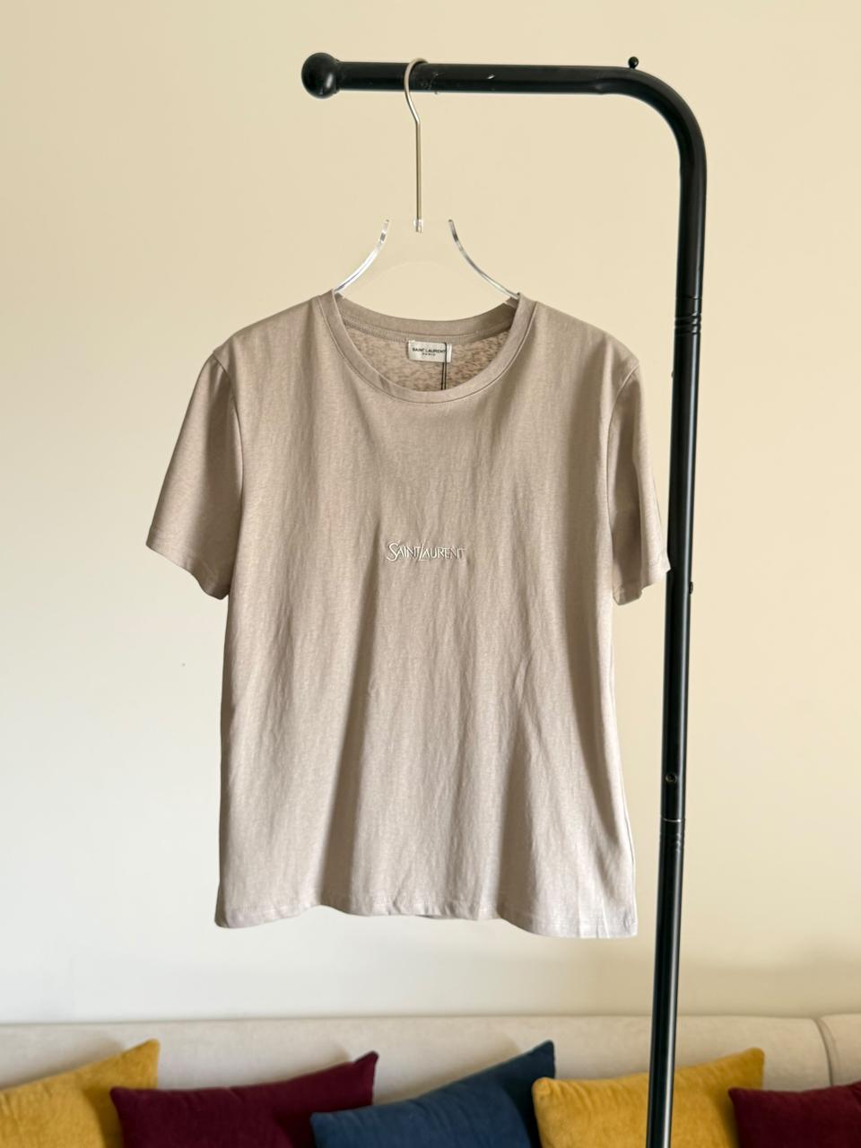 Ladies t-shirts & tops