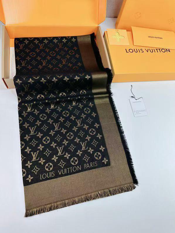 Ladies scarf