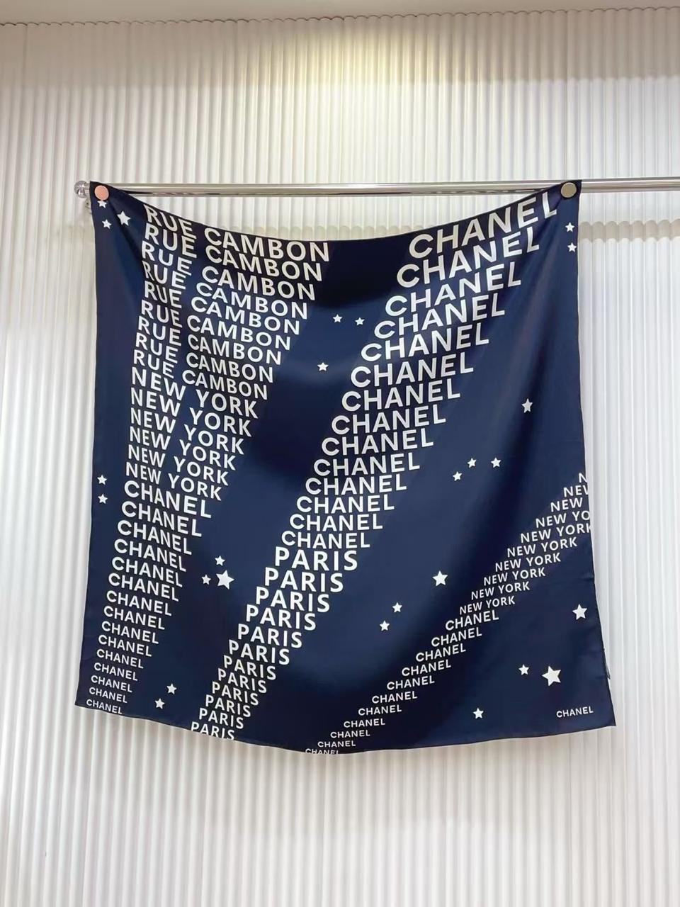 Ladies scarf