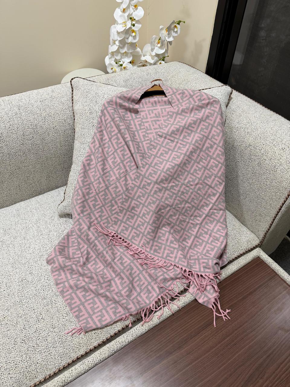 Ladies scarf