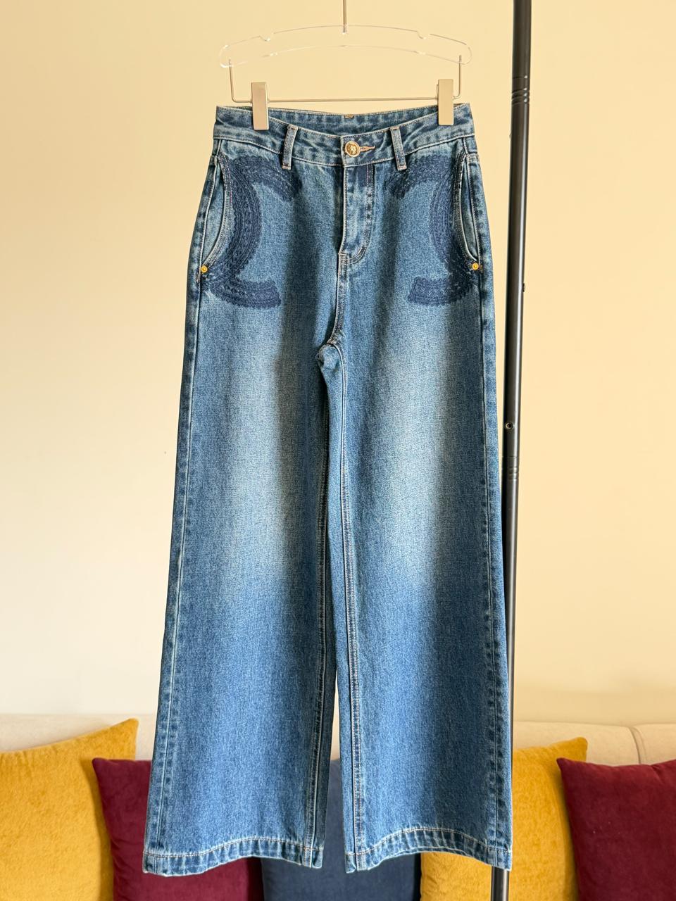 Ladies pants & shorts