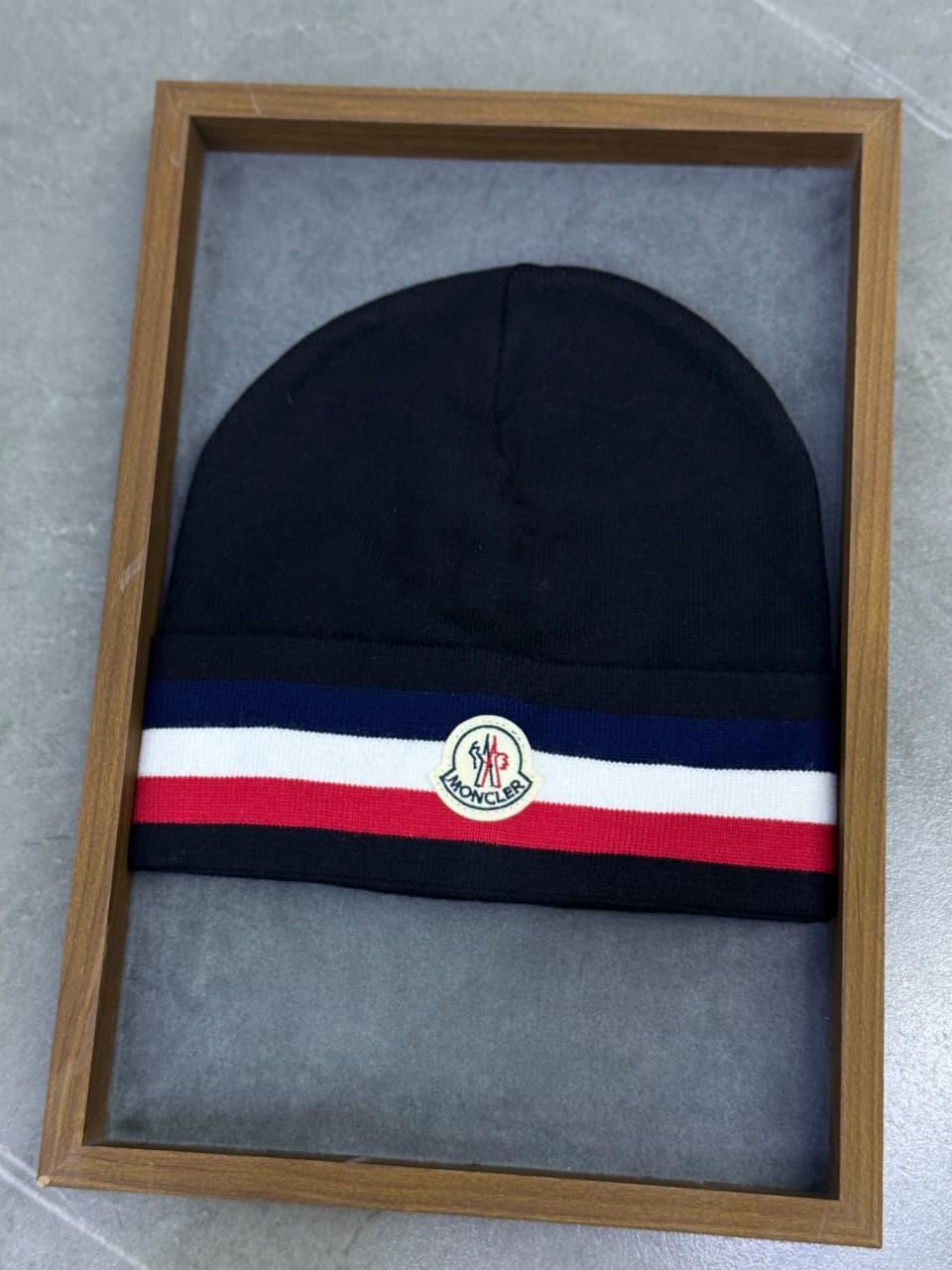 Ladies hats & caps