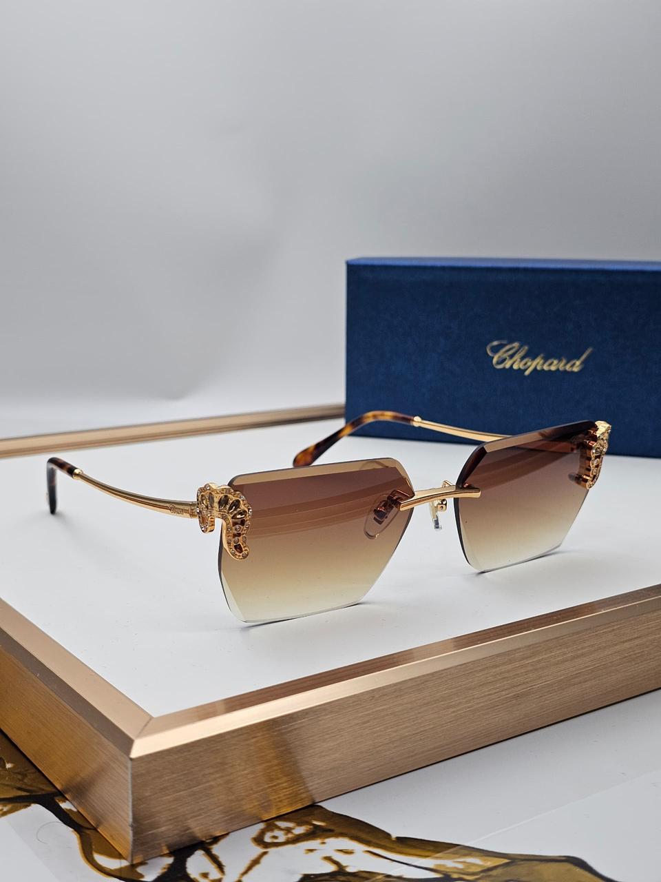 Ladies sunglasses