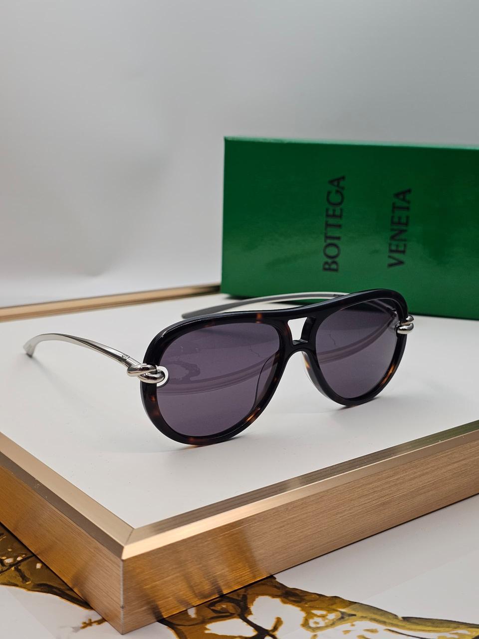 Ladies sunglasses