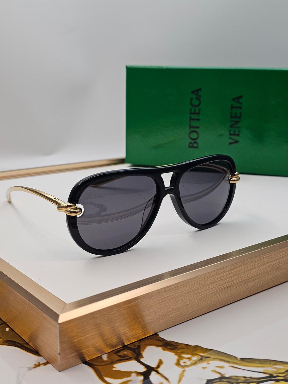 Ladies sunglasses