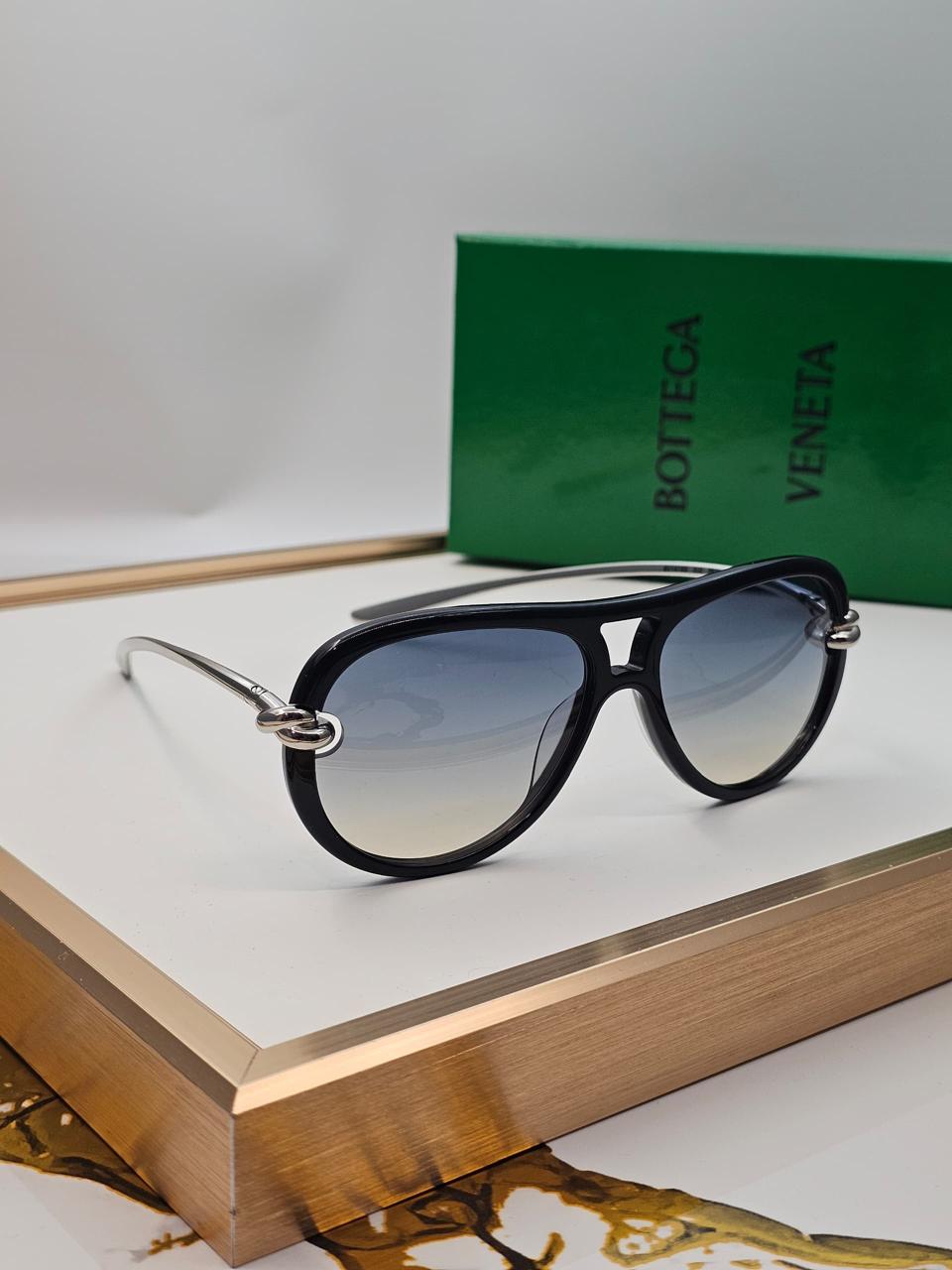 Ladies sunglasses