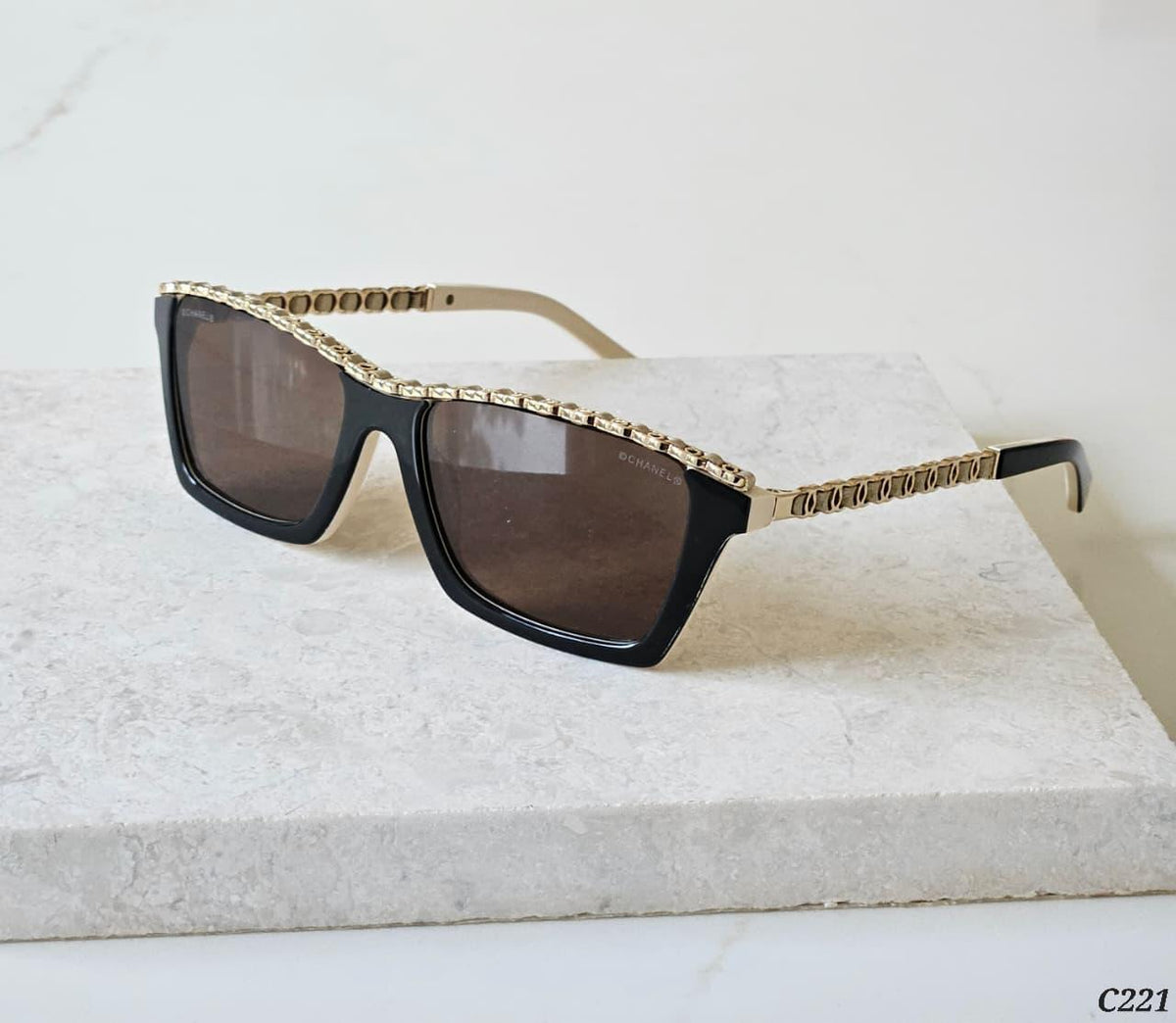 Ladies sunglasses
