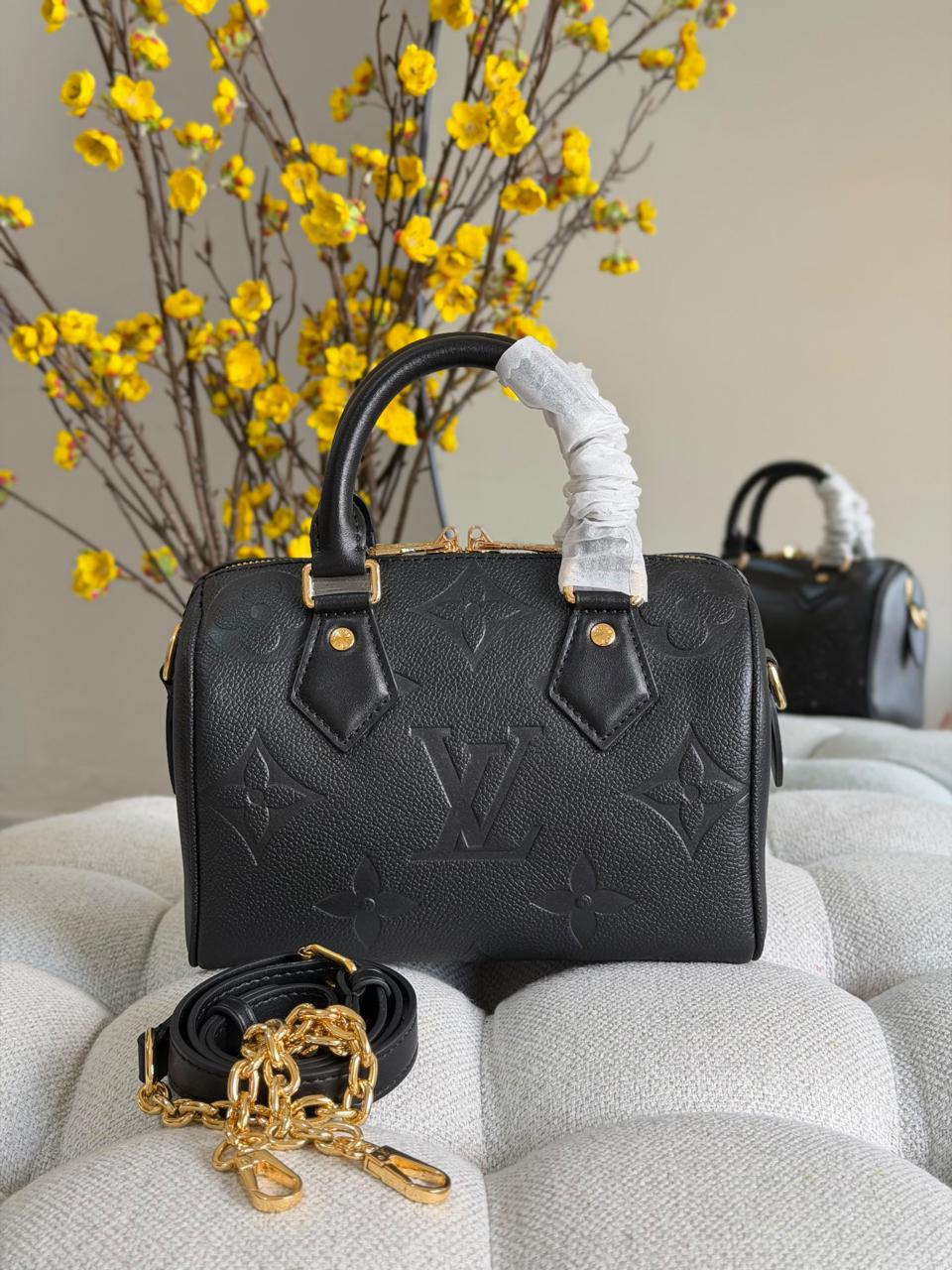 Ladies L*vi. Bags.