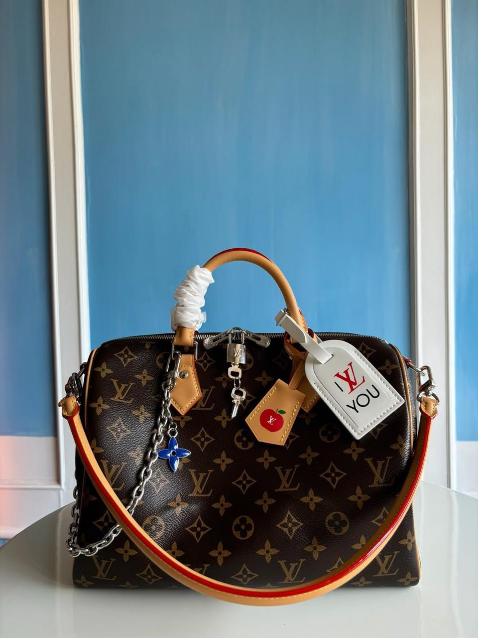 Ladies L*vi. Bags.