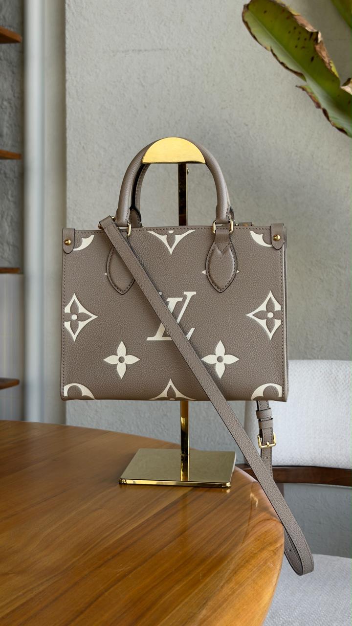 Ladies L*vi. Bags.