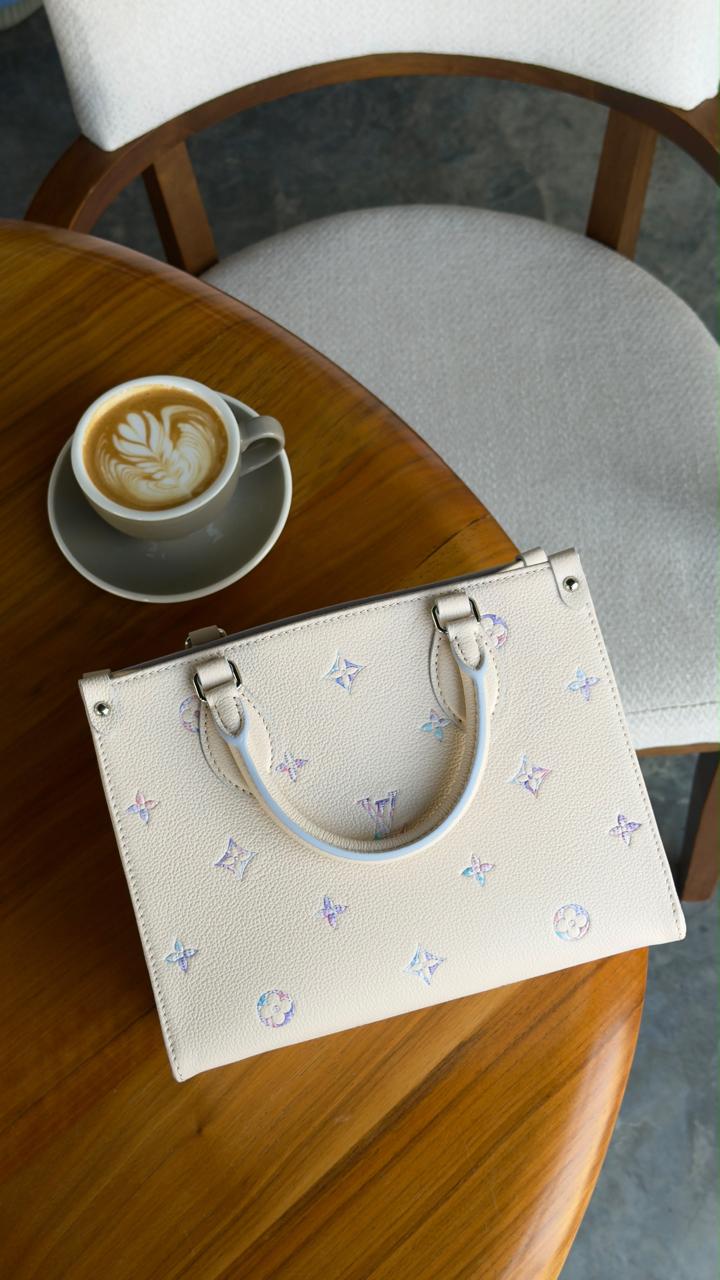 Ladies L*vi. Bags.