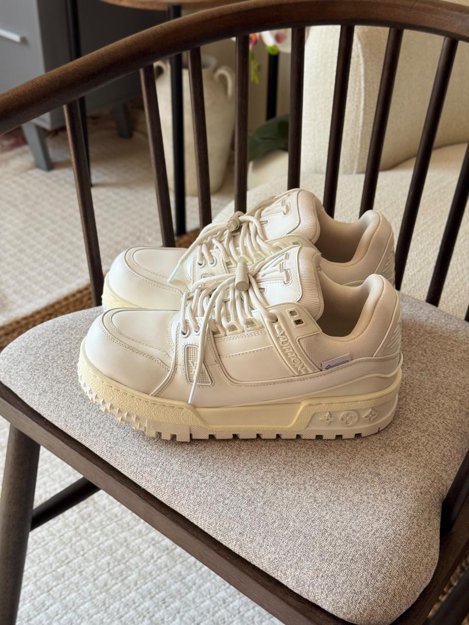 Men shoes