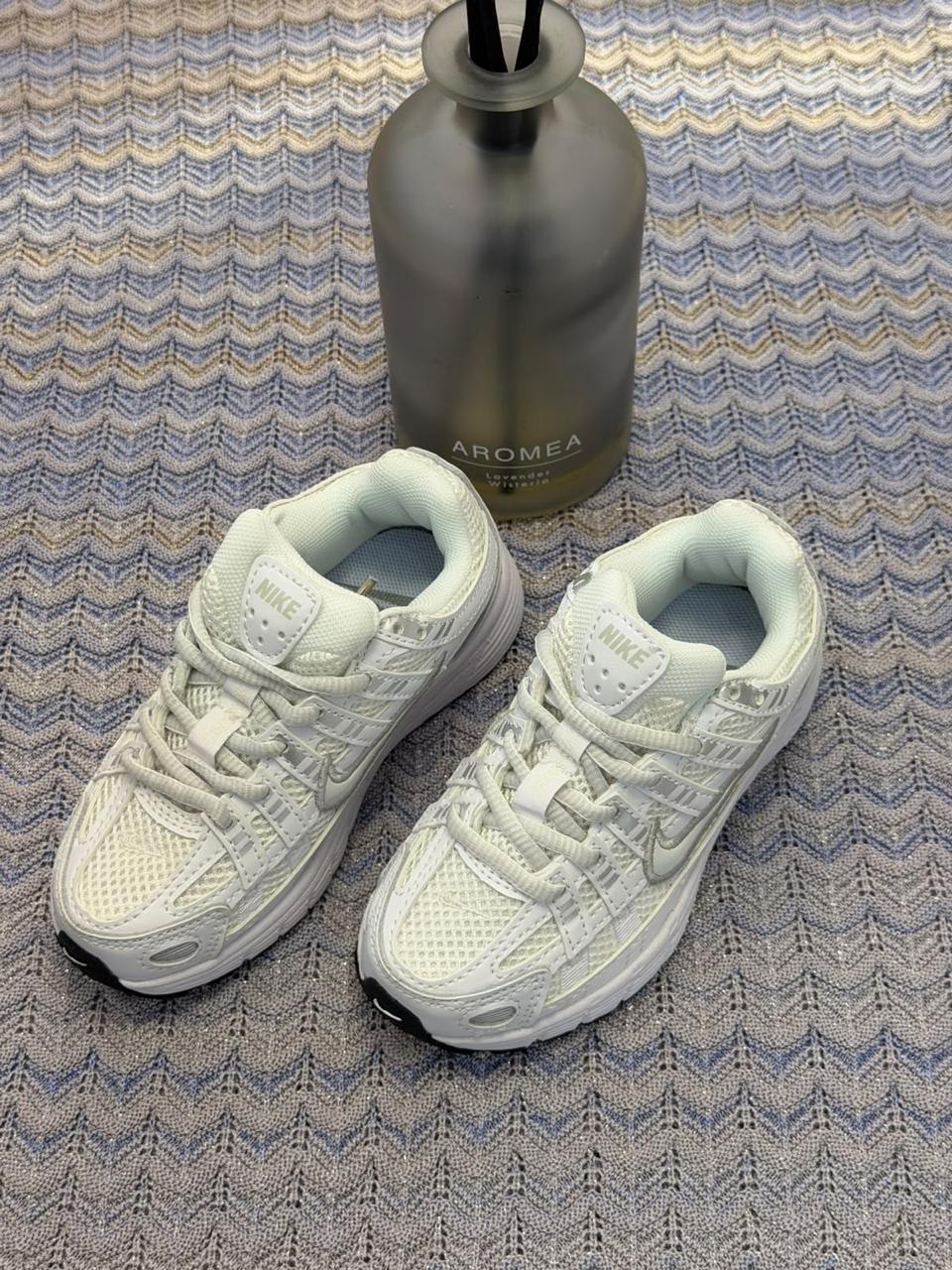 Kids shoes