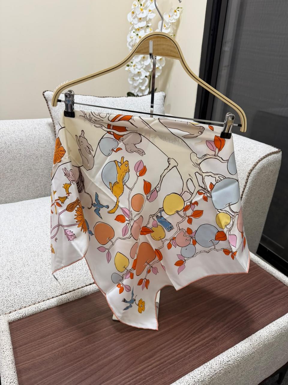 Ladies scarf