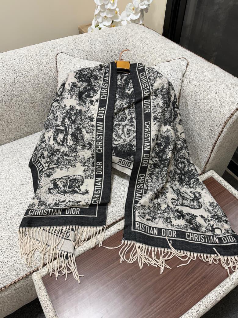 Ladies scarf