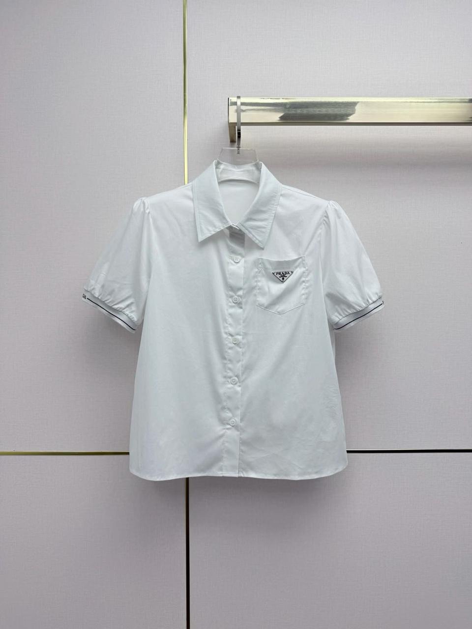 Ladies tops & tshirts