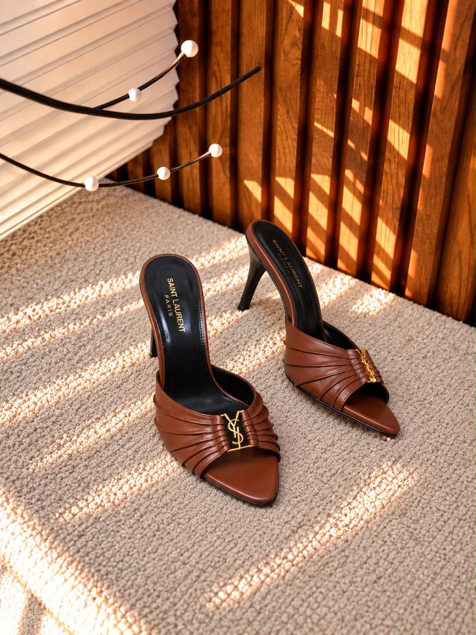 Ladies heels
