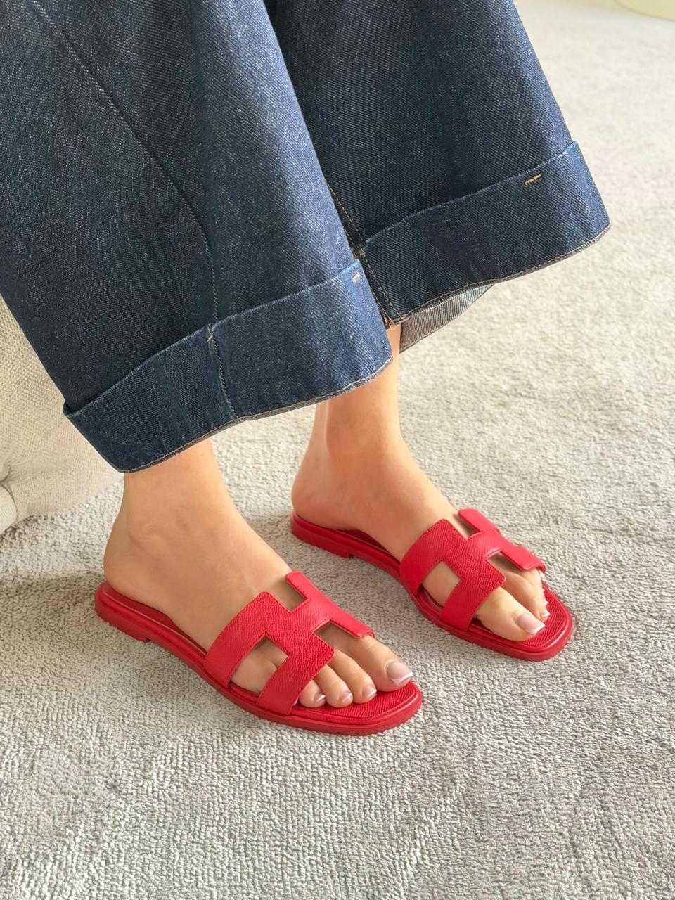 Ladies Hermes flats