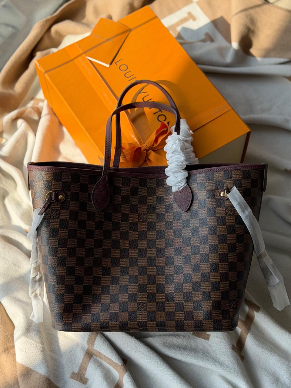 Ladies L*vi bags