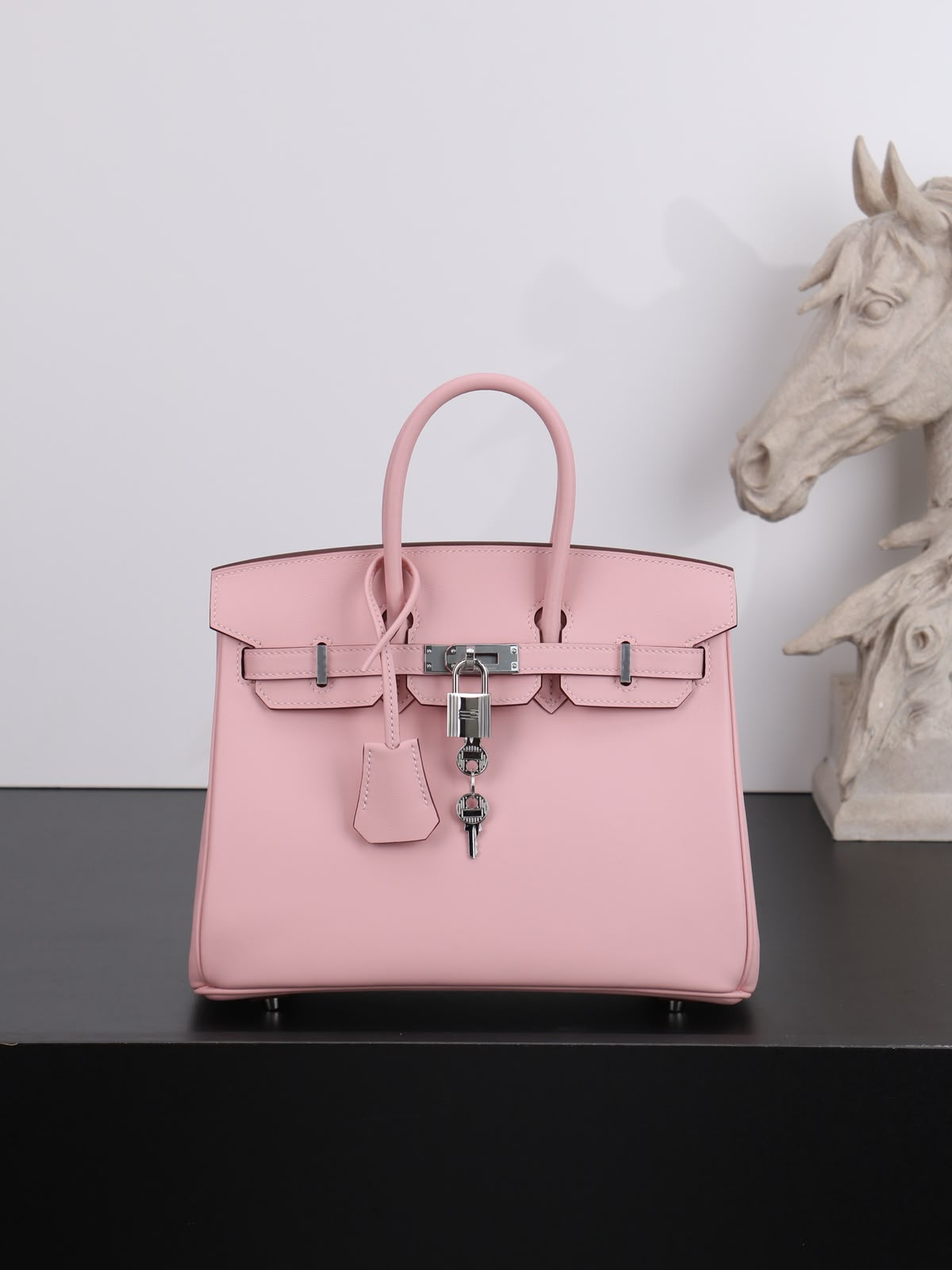 Ladies Herm**s bags