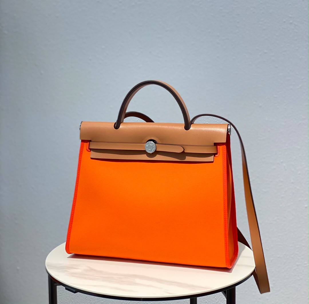 Ladies Herm**s bags