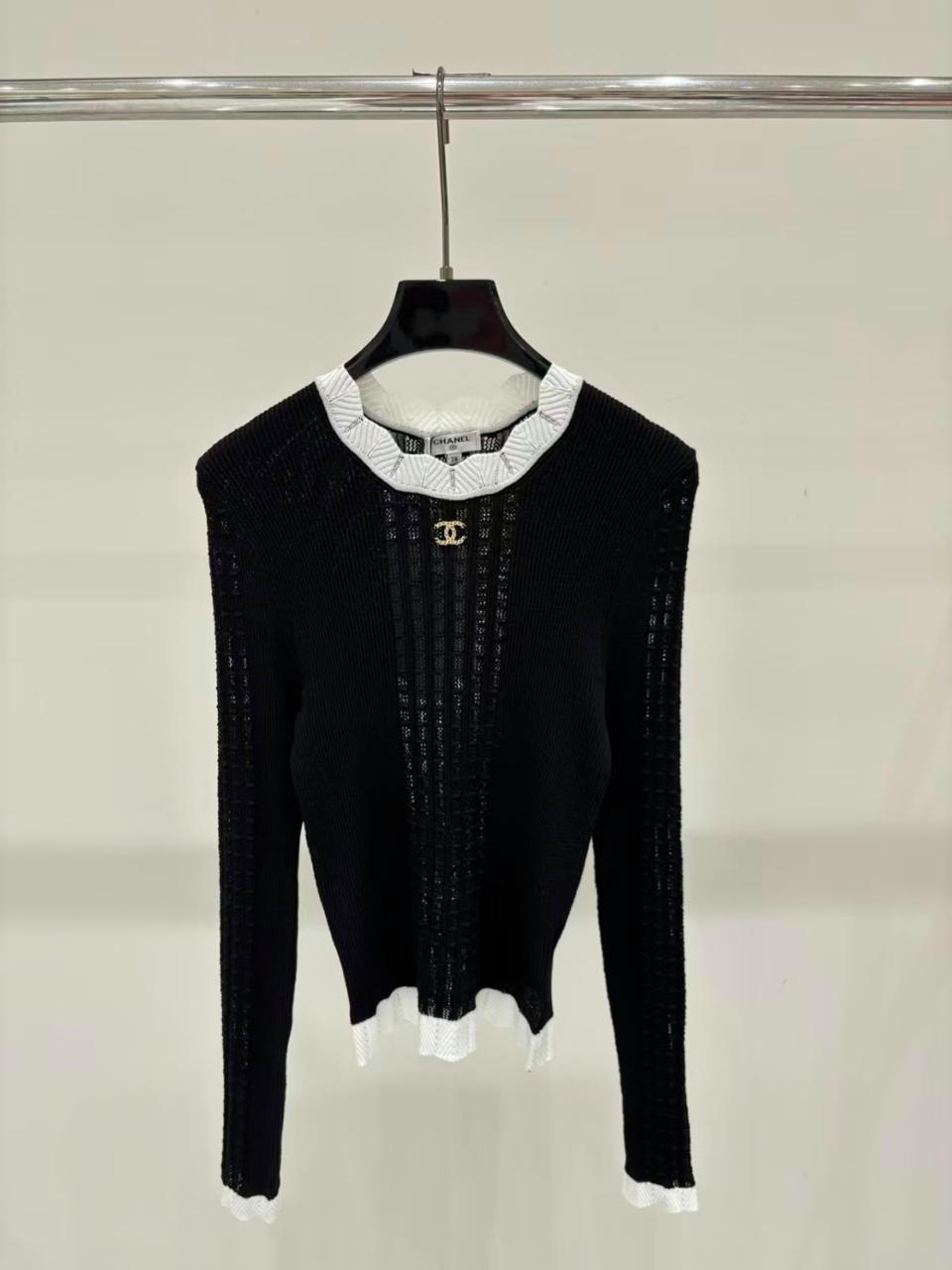 Ladies tops & tshirts
