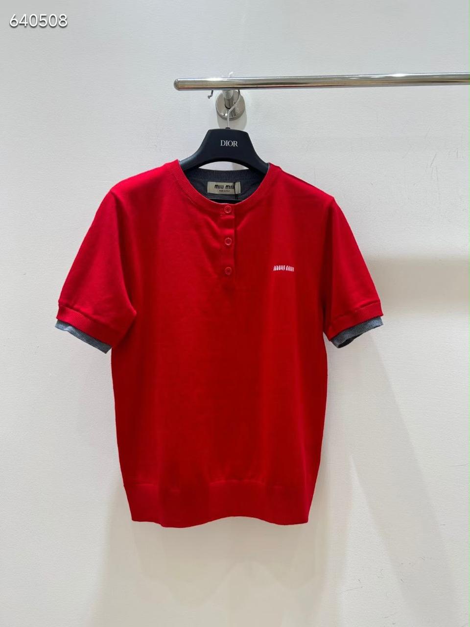 Ladies tops & tshirts