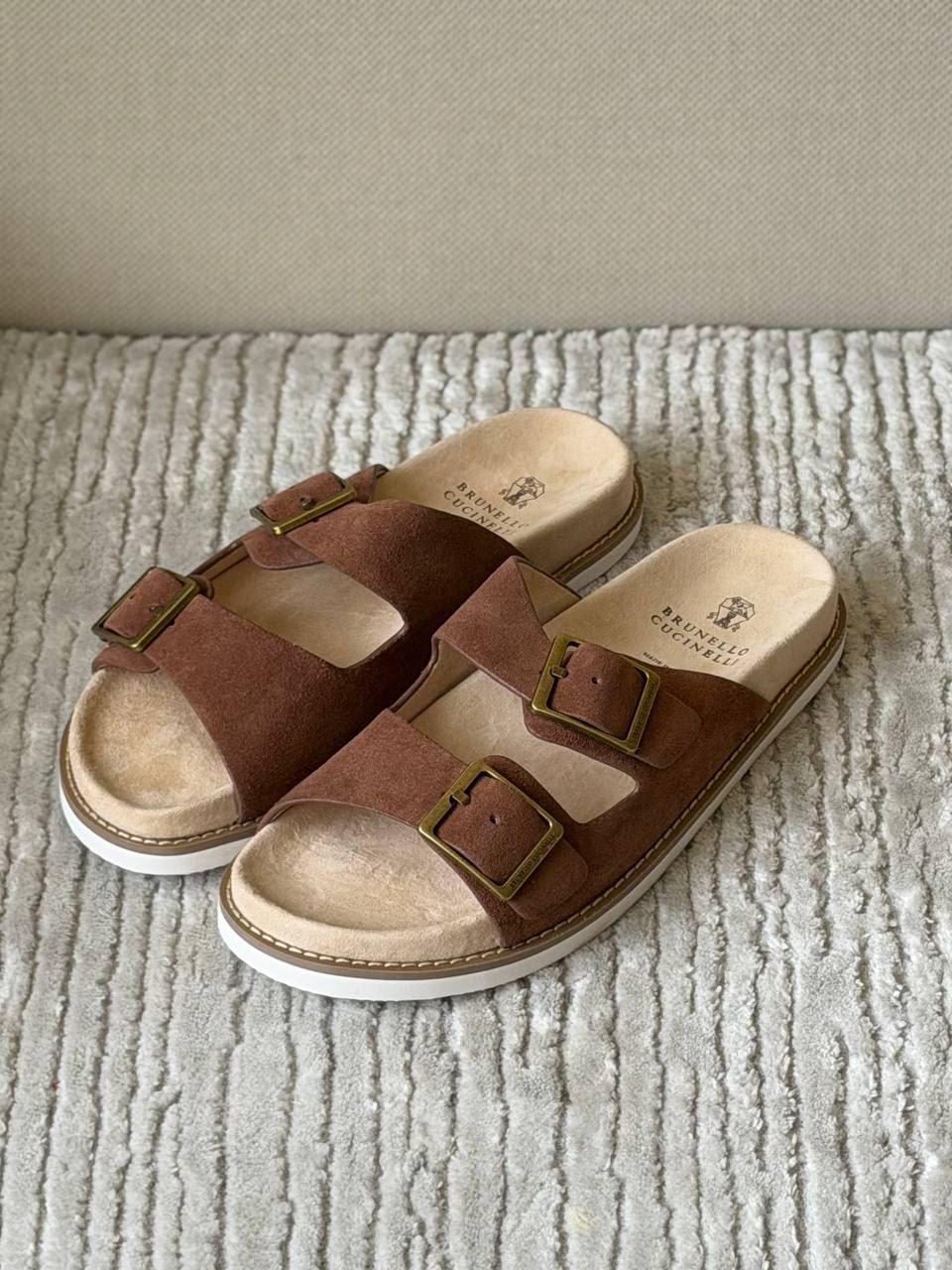 Men slippers