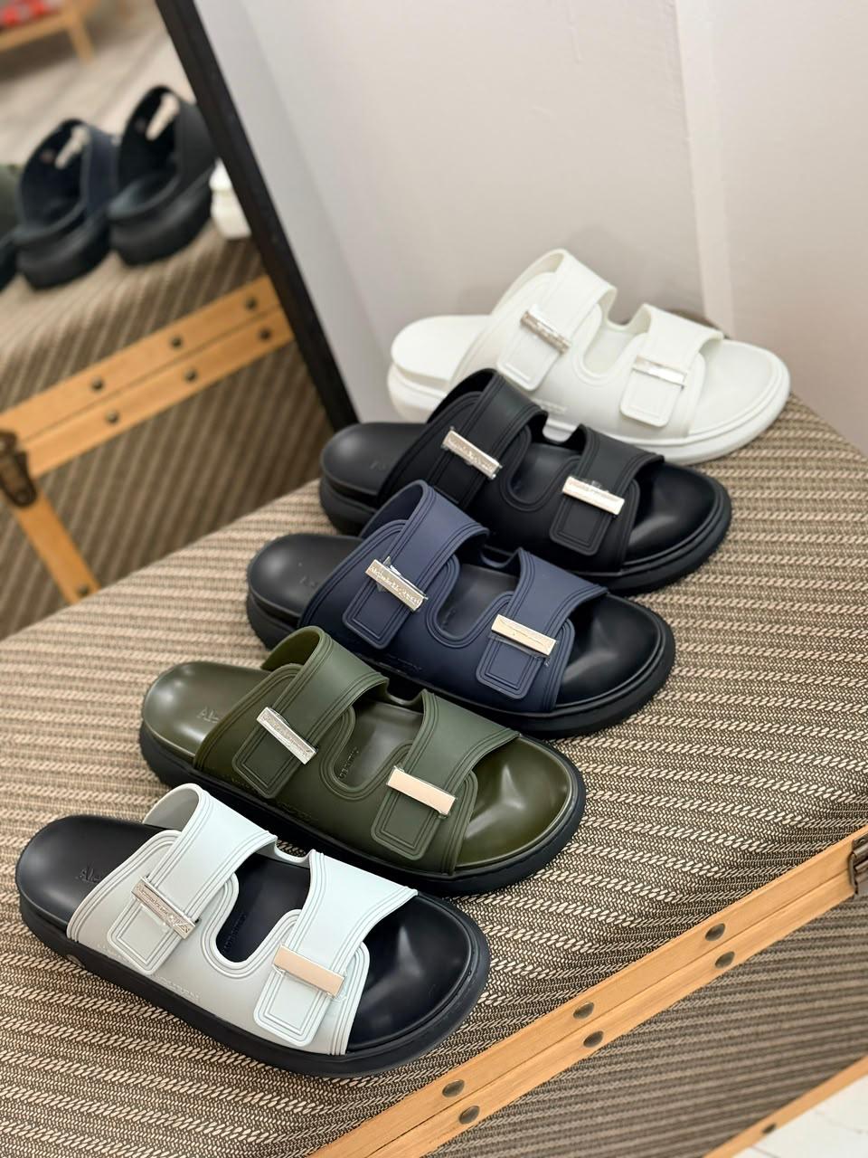 Men slippers