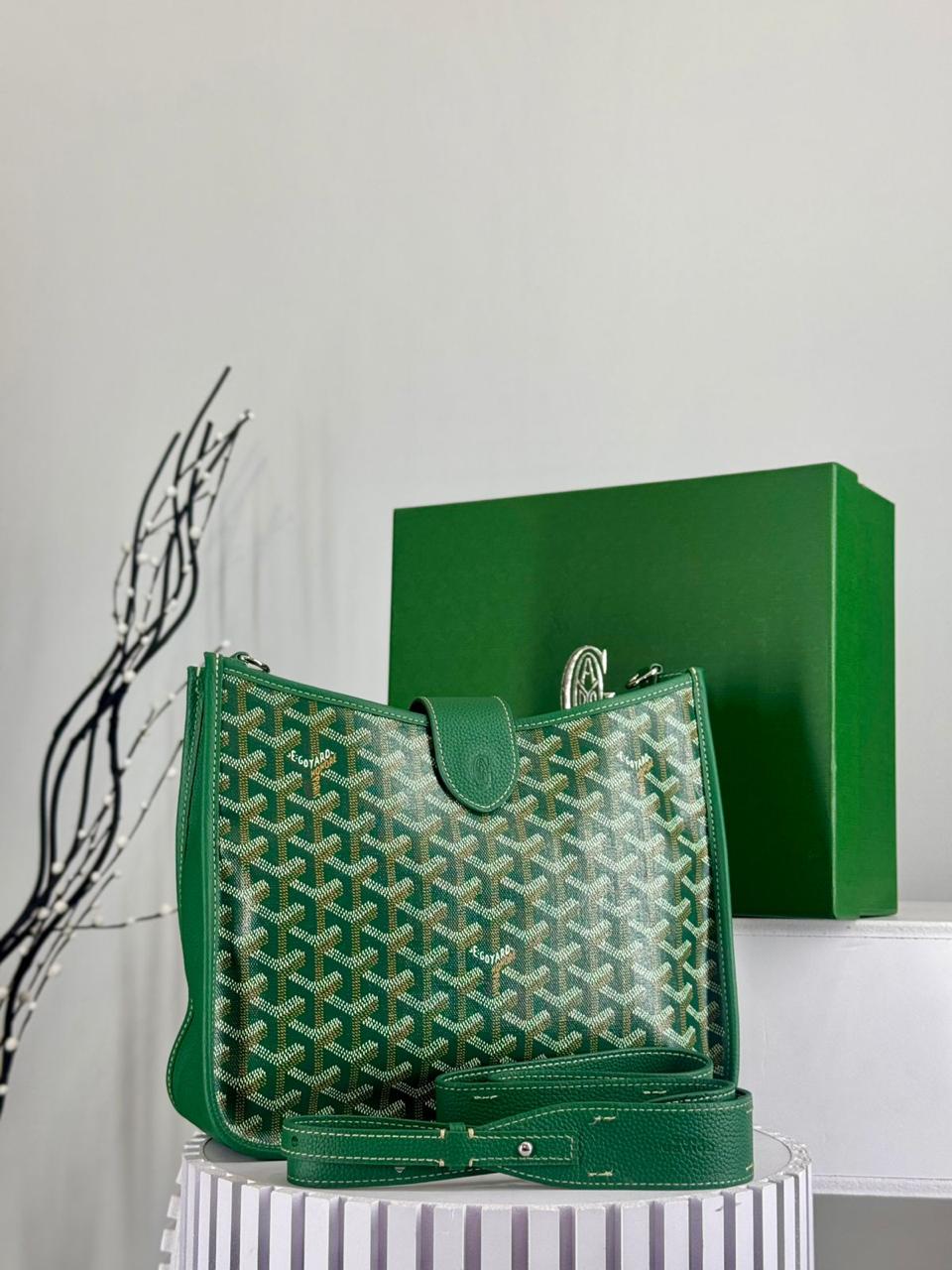 Ladies G*yard bags