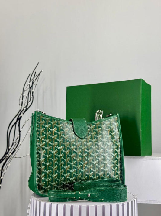 Ladies G*yard bags