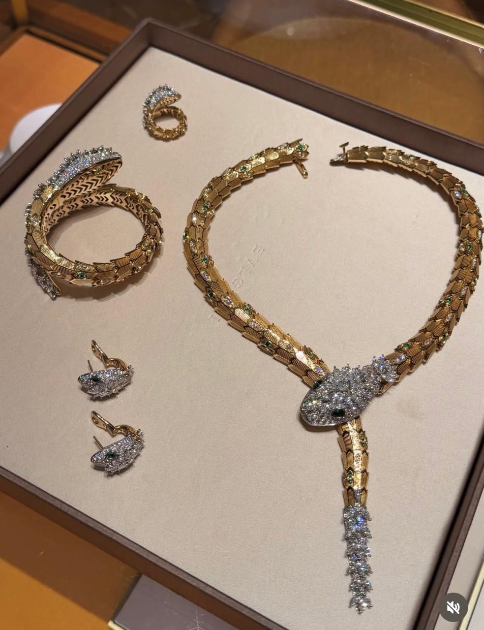 Full Set Jewellry