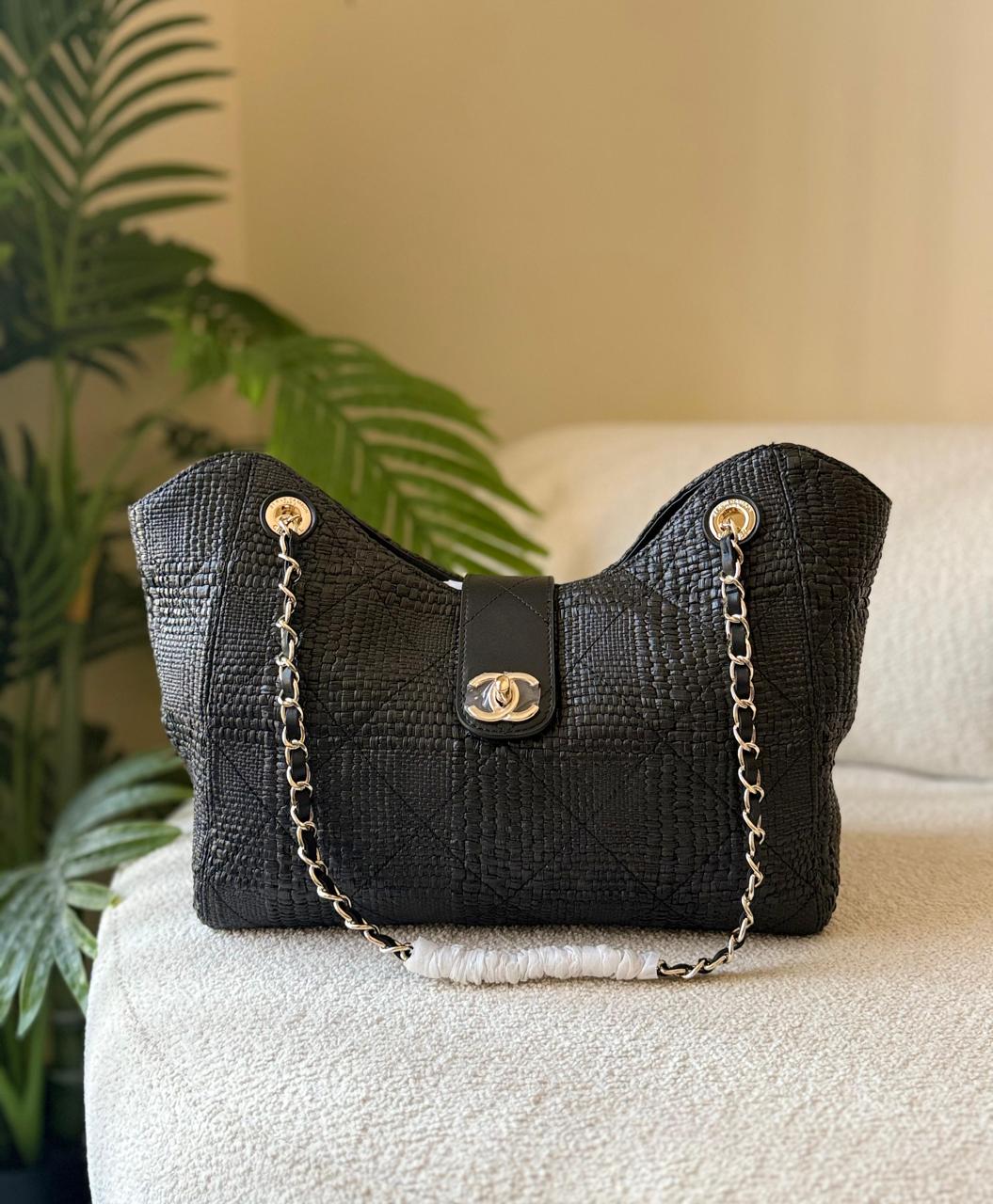 Ladies ch’nel 26 bags