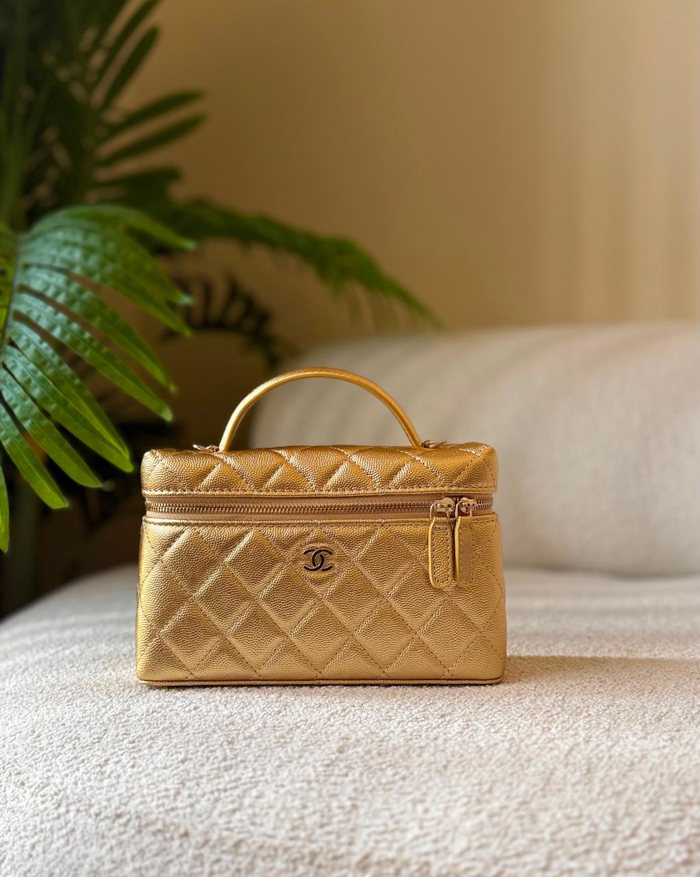 Ladies ch’nel 26 bags