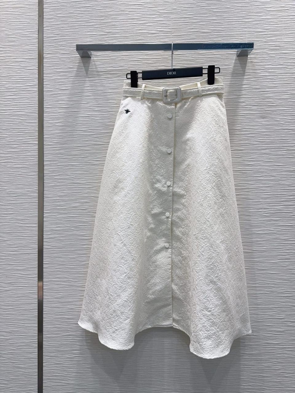Ladies skirts