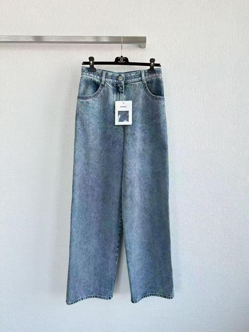 Ladies pants & shorts