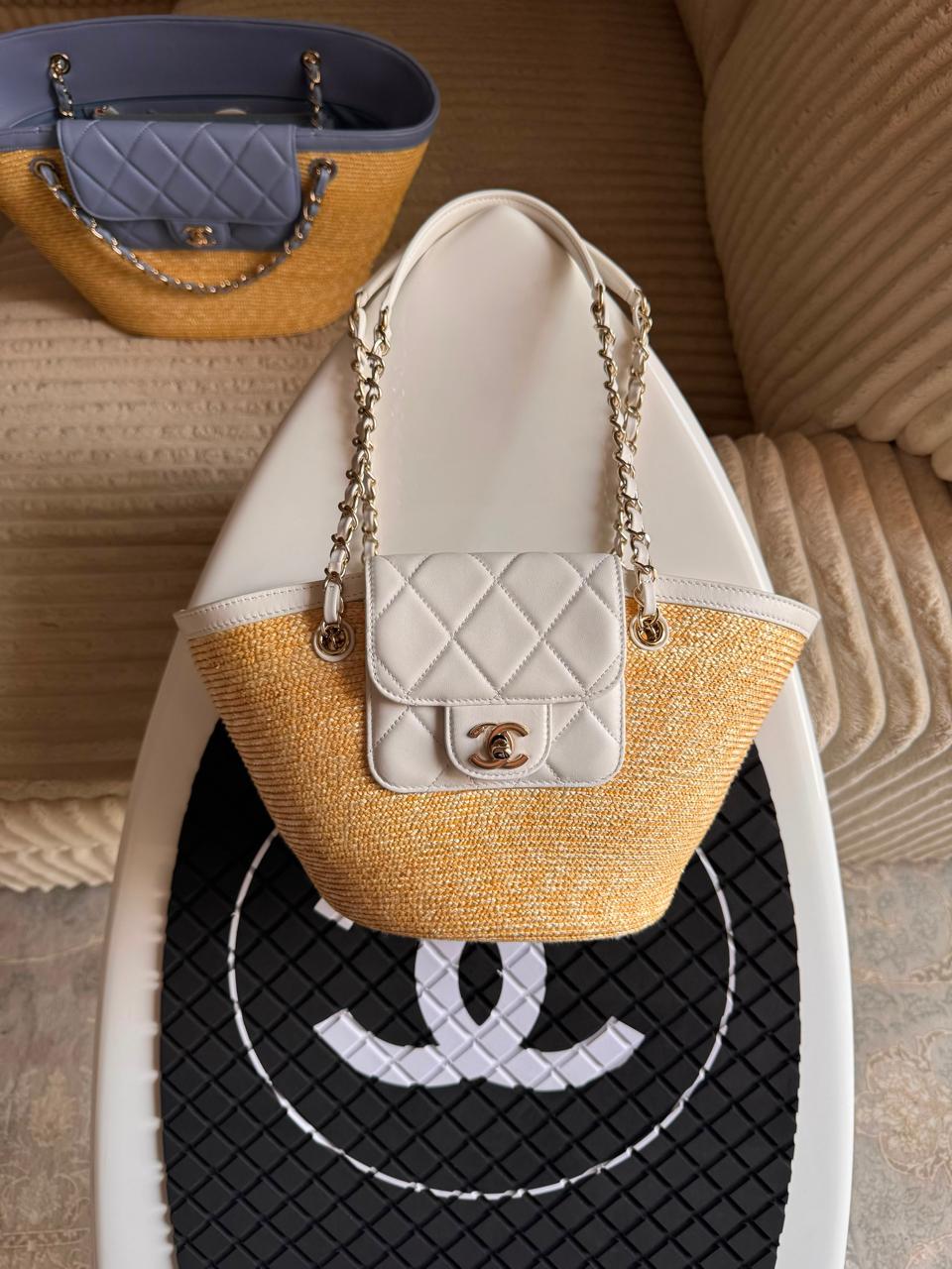 Ladies ch’nel 26 bags